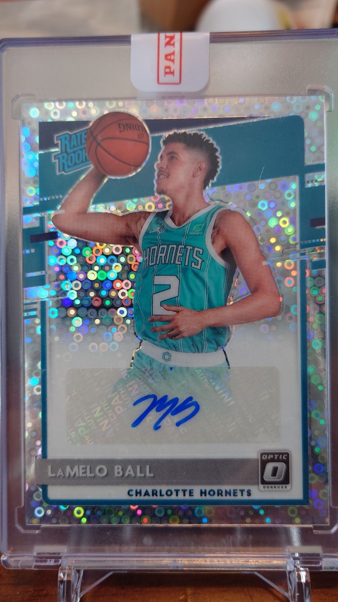 NBAカード　ラメロ・ボール　サイン 2020 Panini. Donruss. Optic. LaMelo Ball(ラメロ・ボール)直筆サイン