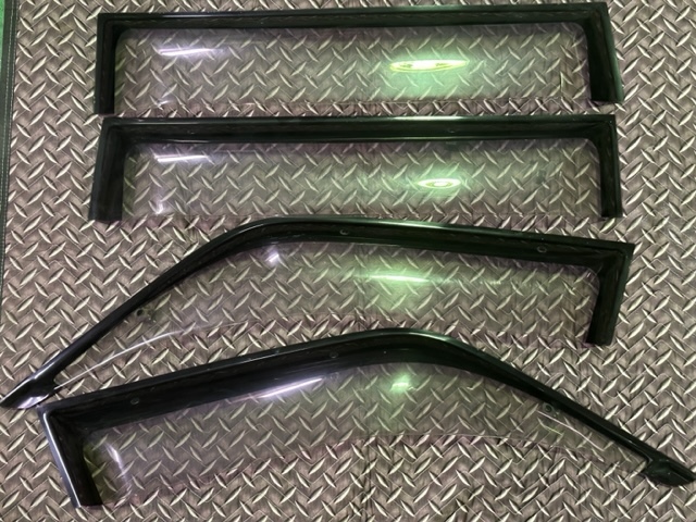 78プラド ドアバイザー 純正 フロント リア 左右 4本セット 中古