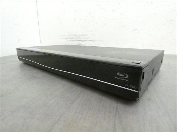 シャープブルーレイレコーダー BD-W560 14年製 オシャレ／2番組同時