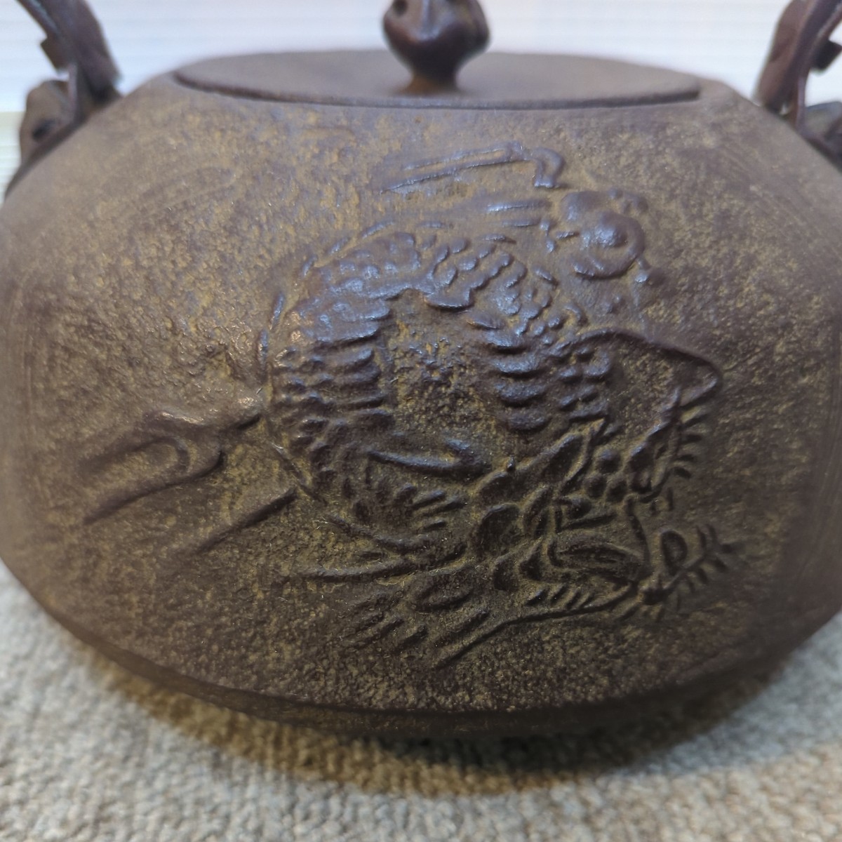 鉄瓶 南部鉄器 龍紋 作者不明 21×18×18.5 2.09㎏(鉄瓶)｜売買された