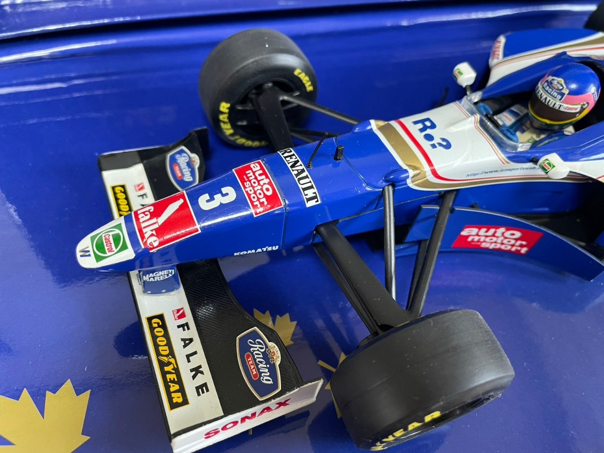 1⁄18 - MINICHAMPS States モントーヤ Driver MINUCHAMPS 1/18