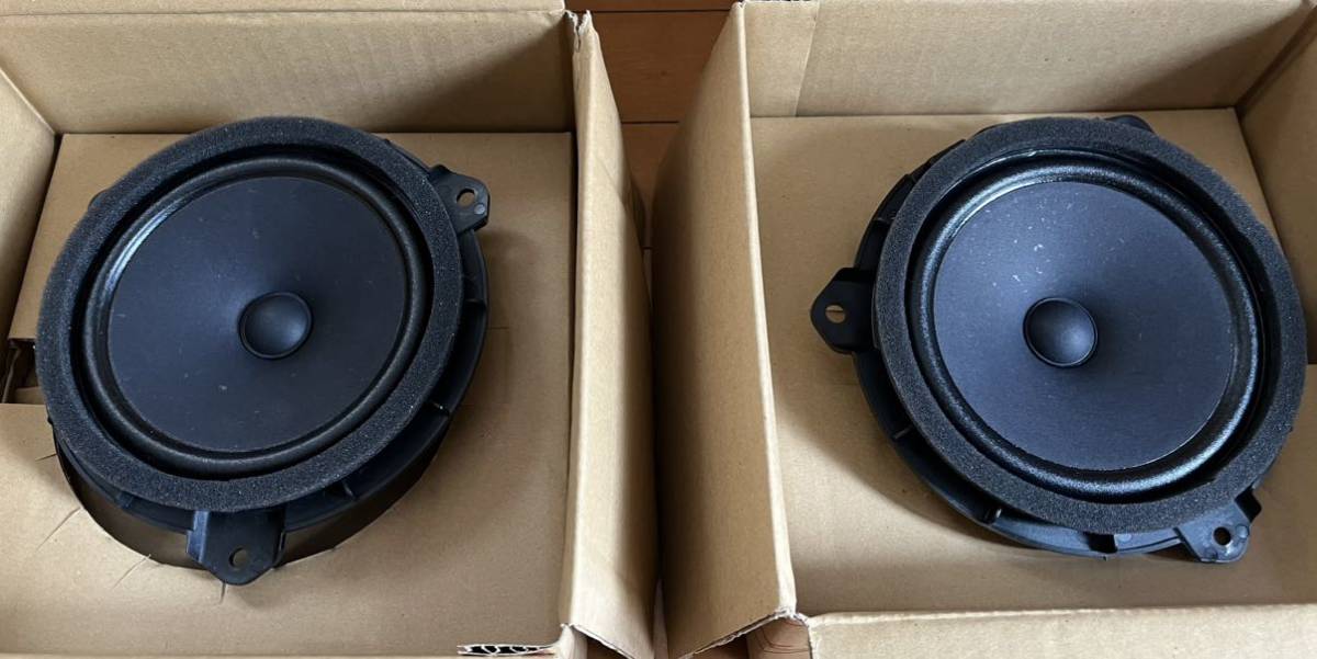 トヨタ 純正 スピーカー リアスピーカー 86160-28720 2ヶセット 未使用