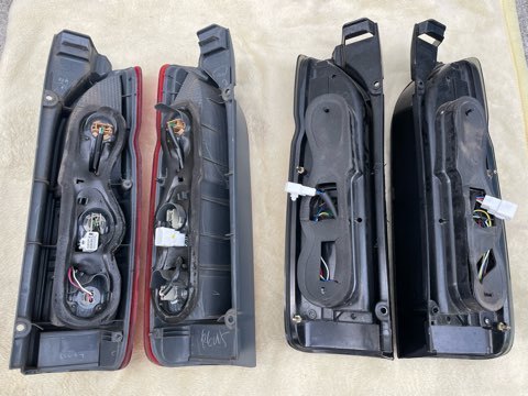 おまけ付】トヨタ ハイエース200系 DX純正 テールランプ 左右セット