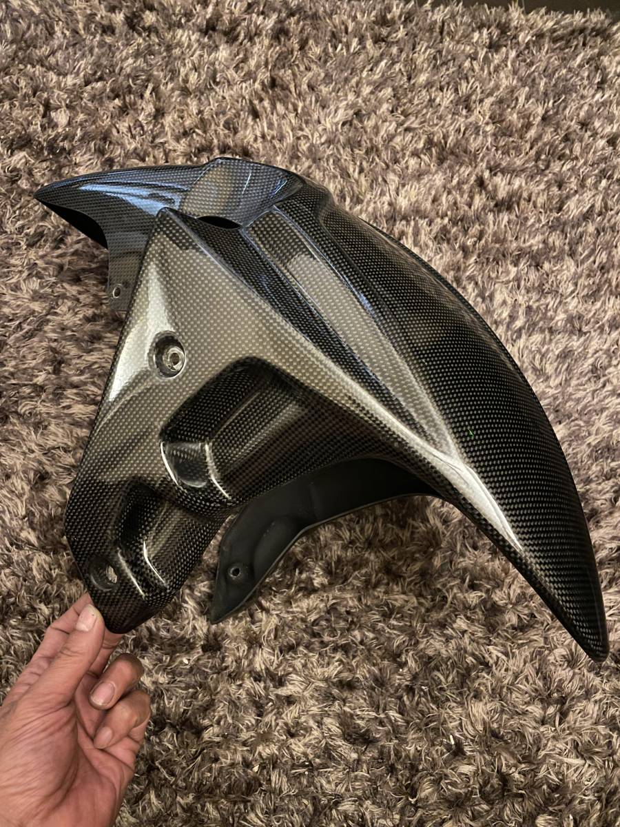 ショップ 99～07ハヤブサ、カーボンフロントフェンダー新品 99～07