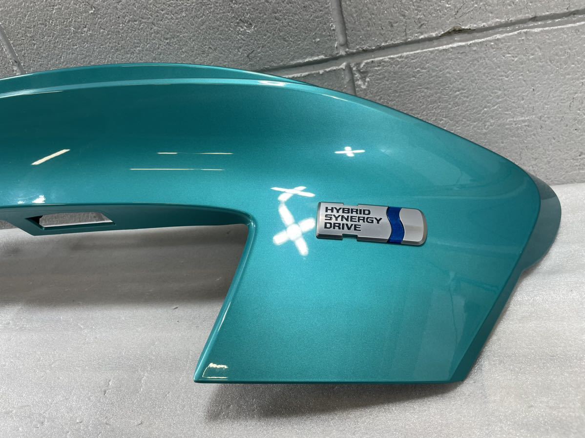 【人気SALE，お買い得】 R50510 C-HR ZYX10 純正 バックドア ガーニッシュ 76811-10160 76801-10170-G0 水色系
