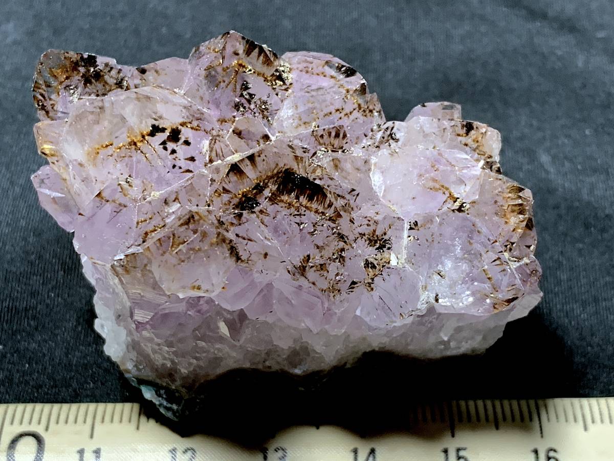 アメジスト クラスター : 原石 (紫水晶) ⁄ Amethyst パワーストーン 
