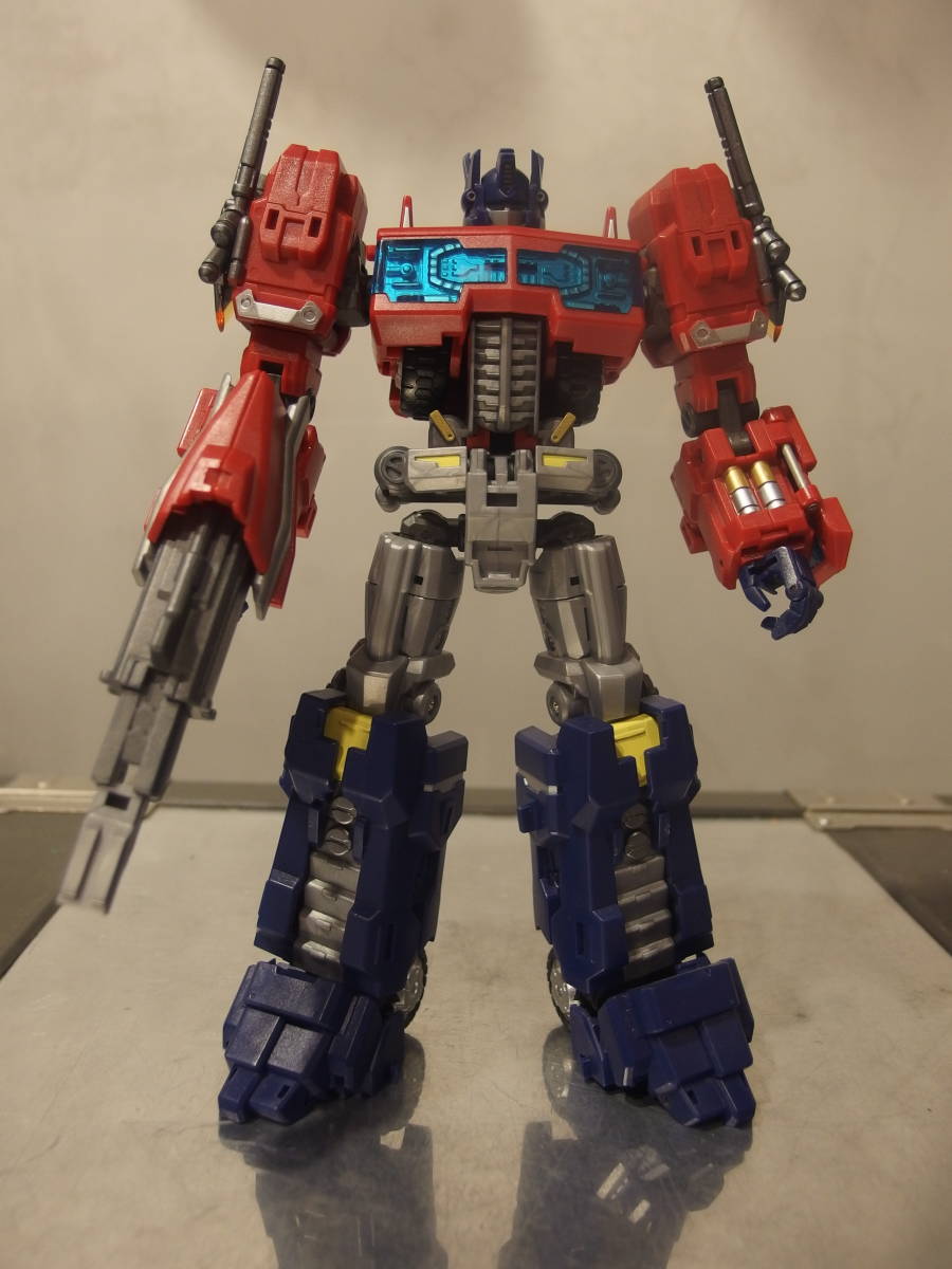 Striker Manus MakeToys - Maketoys MTCD-01 Cross | Premium