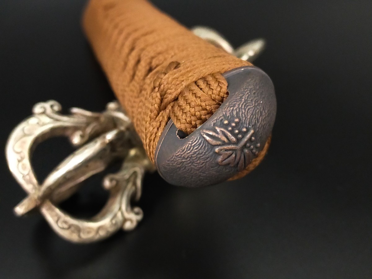 日本刀目釘色々5本 柄 短刀 脇差 刀剣 拵 縁頭 刀装具 目貫