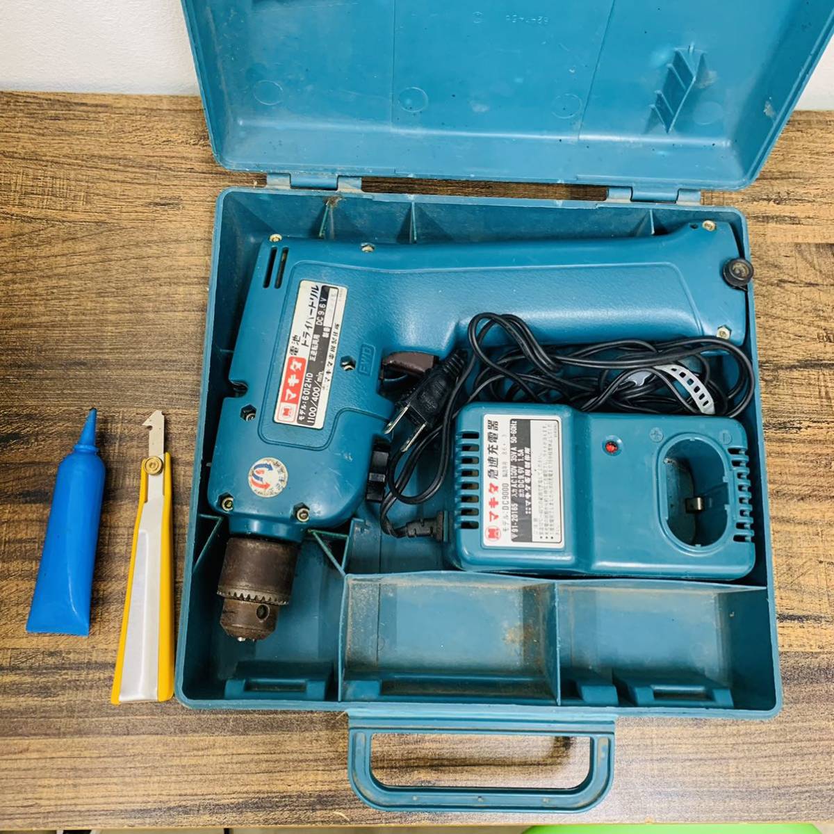 3757】1円～ makita マキタ 電動ドリル 電池ドライバードリル 6012HD 