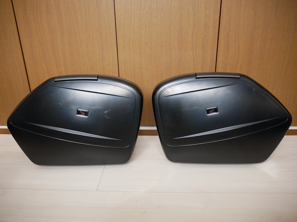 ホンダ純正パニアケース　29L　左右一式