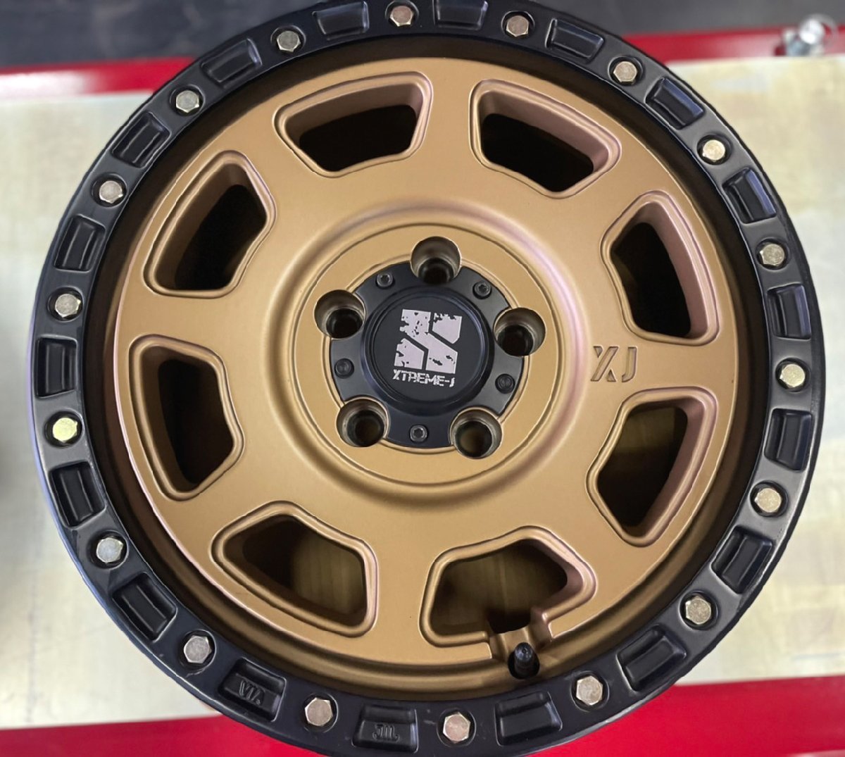 16インチ ブラック/ブロンズ ホイールセット 中古 16インチ ブラック