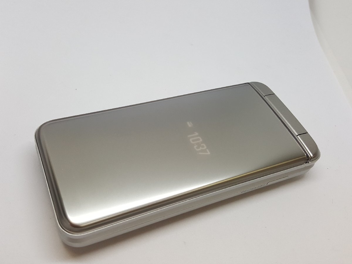 ☆送料無料選択可☆美品☆SoftBank★902KC 8GB(シルバー)☆除菌済み☆6125009685☆CH 5/23