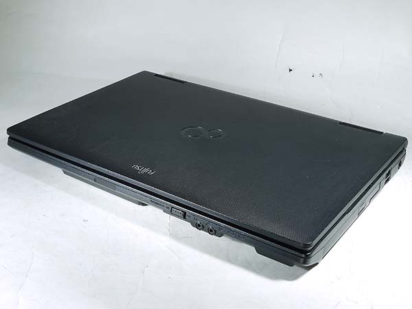 【ジャンク品】富士通 LIFEBOOK A572/Fi5-3320M【0624N】