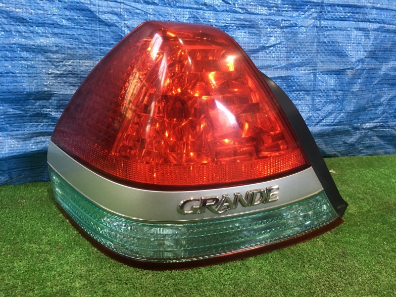 JZX110/JZ115/GX110/GX115 マーク2 後期 グランデ 左テールランプ
