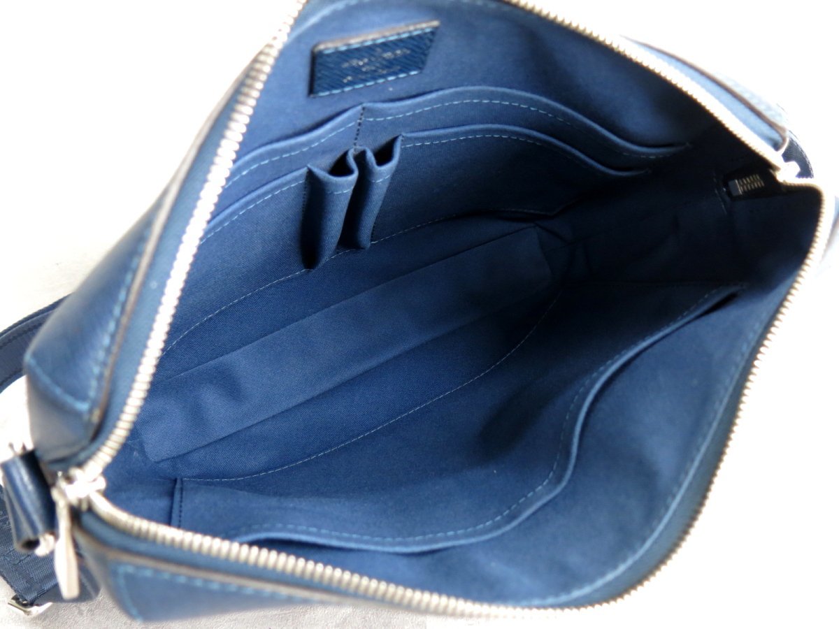 超美品○LOUIS VUITTON ルイ・ヴィトン○タイガ DR3175○グリゴリ 