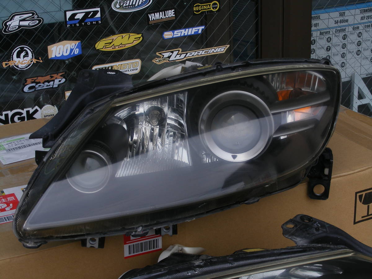 美品 マツダ RX8 SE3P 中期 HIDヘッドライト（左右セット）RX-8 品番 