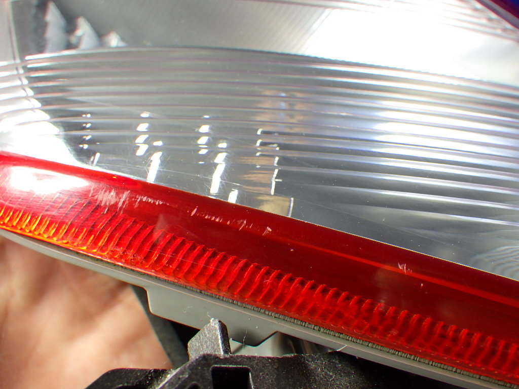 トヨタ ヴィッツ NSP135 テールランプ 左右セット コイト 52-228 81550-52801 81560-52741 前期 スタンダード系 NSP130 KSP130 NCP131 ヴィッツ 右テールランプ NSP135 左テールランプ・テールライト - NCP131