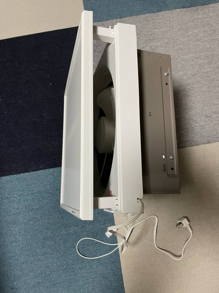 Panasonic（パナソニック）インテリア形換気扇 FY-25PEP5中古（3ヶ月  