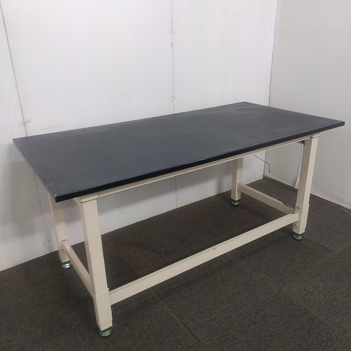 サカエ 作業台 ワークテーブル 業務用 調理台 W150㎝×D75㎝×H73㎝ 格安