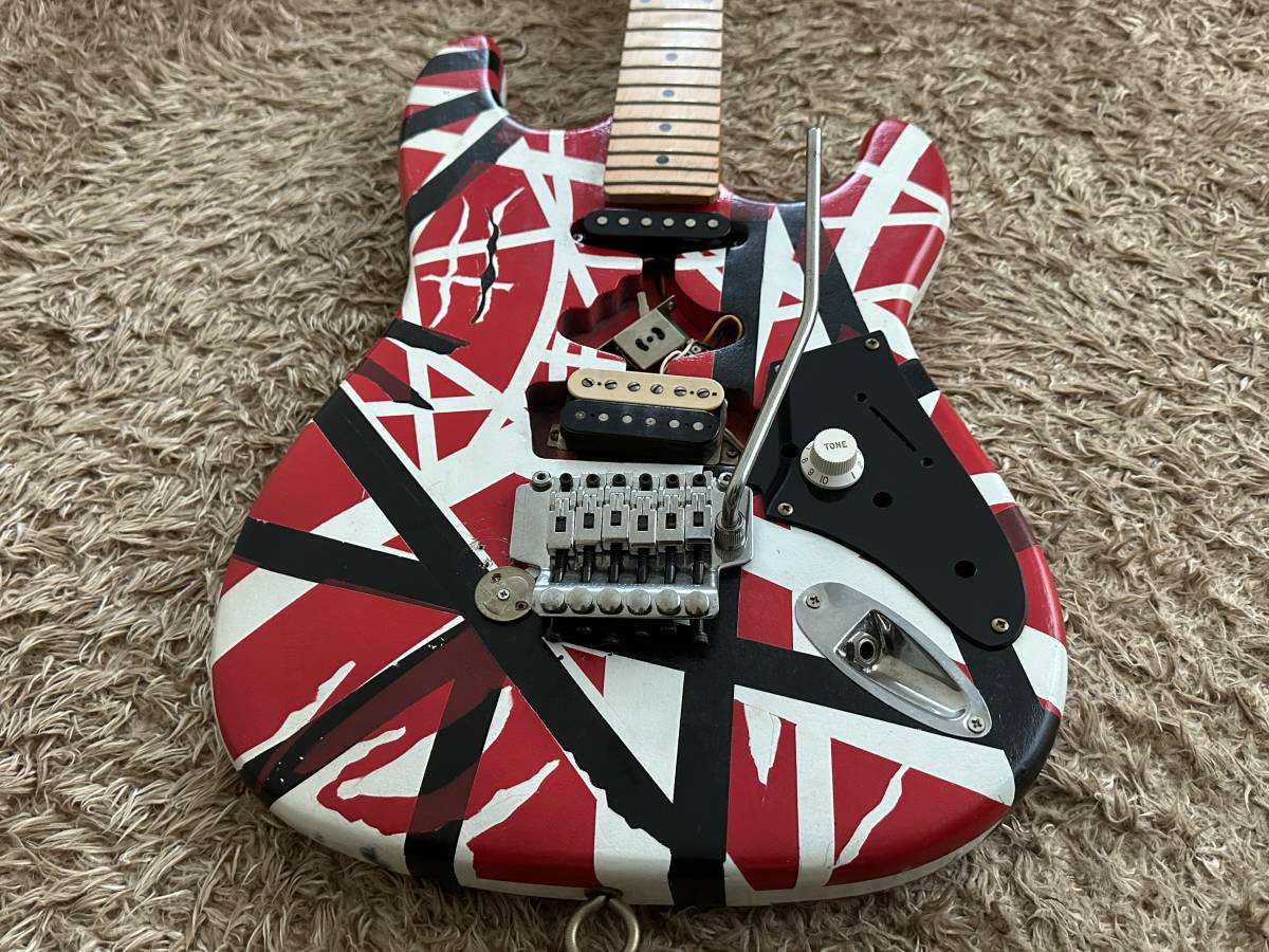 リアル！ Eddie Van Halen Frankenstein レプリカ エディヴァン