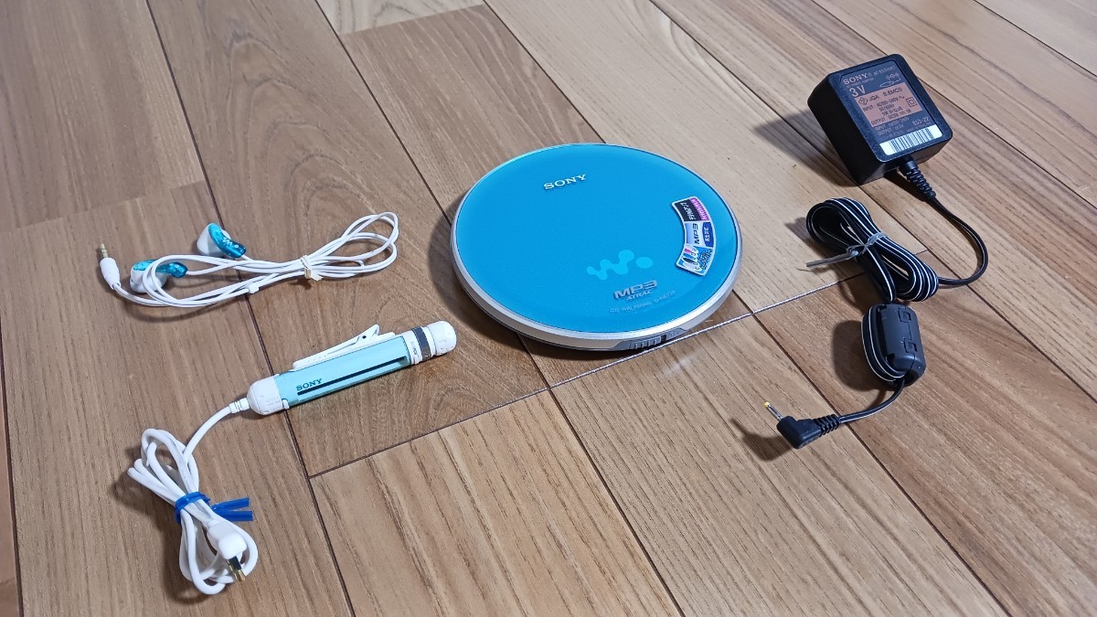 未使用】SONY D-NE241 ポータブルCDプレーヤー ウォークマン SONY D