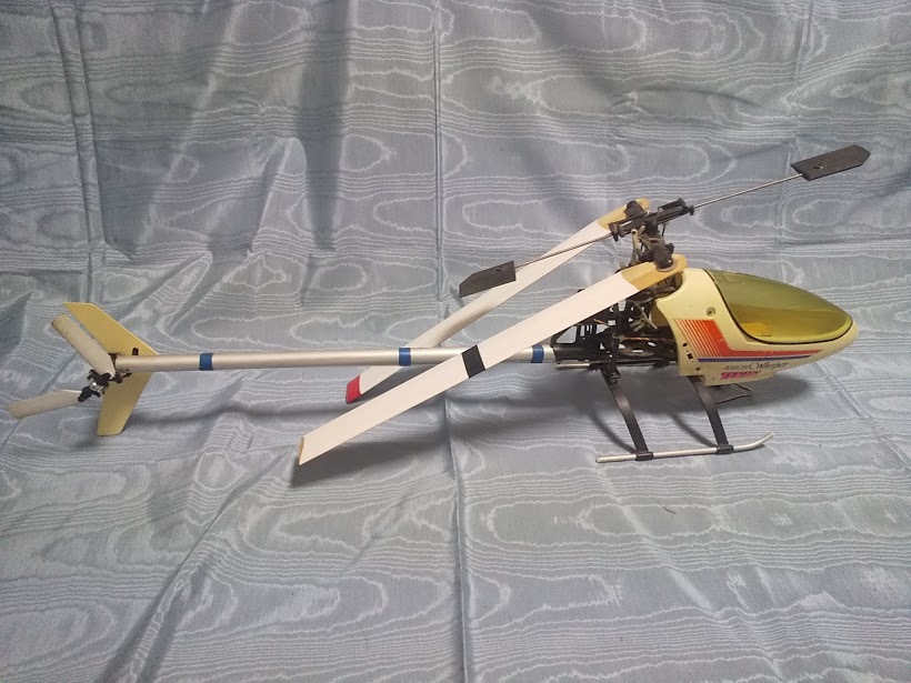 カルト産業 電動RCヘリコプターバロン ウィスパー BARON Whisper