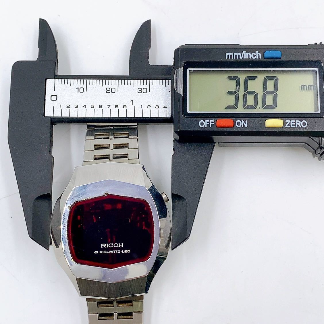 5AA206 RICOH リコー レア RIQUARTZ-LED 腕時計 デジタル リクォーツ 