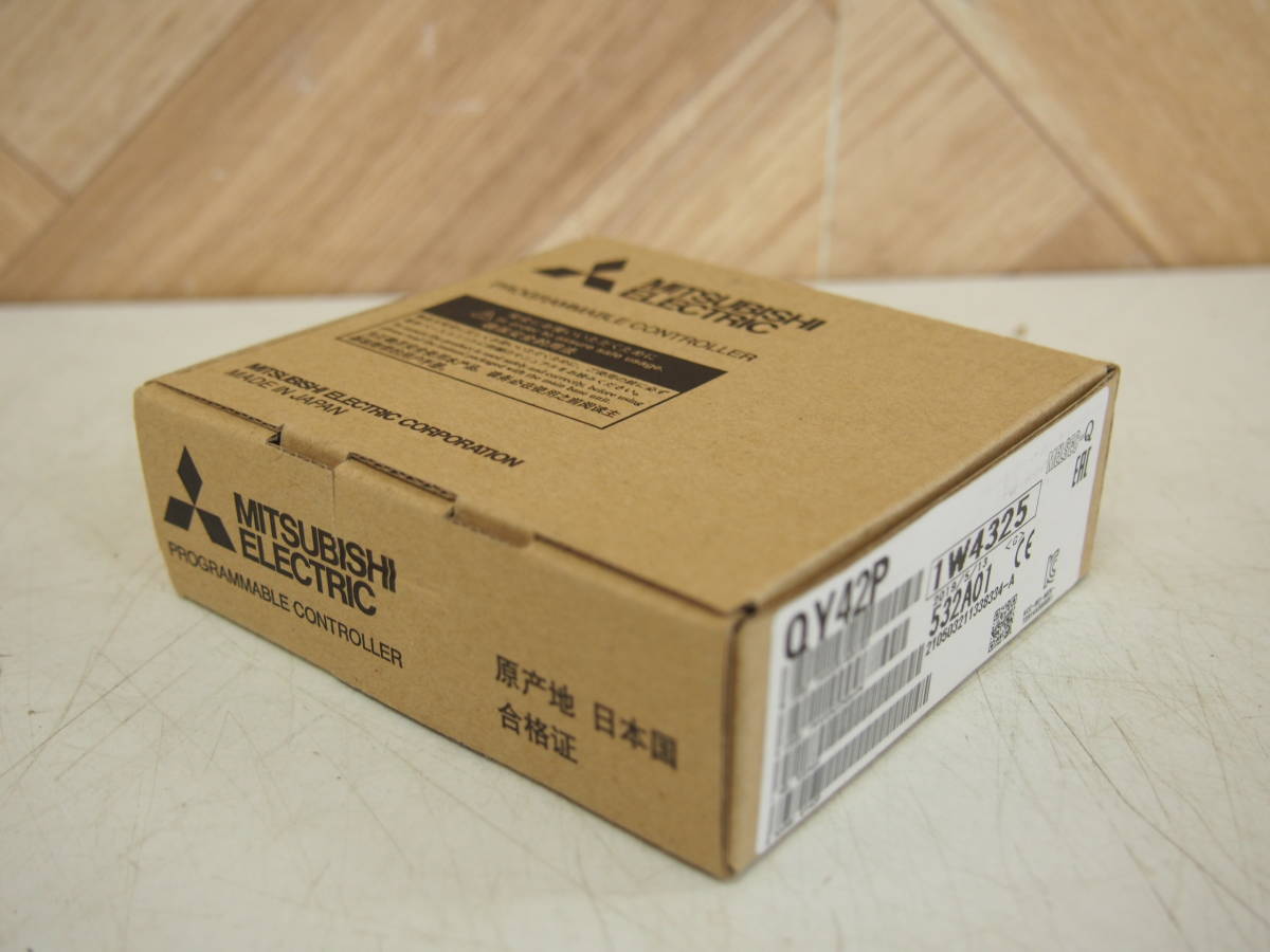 ★【1Y0601-3】 新品未開封 MITSUBISHI 三菱電機 トランジスタ出力ユニット シンクタイプ シーケンサー QY42P 動作保証