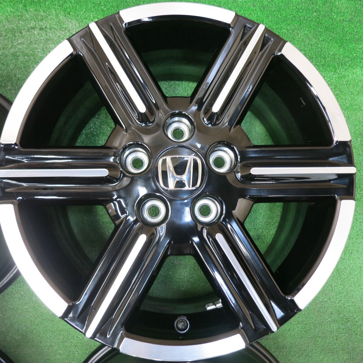 新車外し★ホンダ RV系 ヴェゼル 純正 ホイール 16インチ 16×7J 新車外し☆ホンダ RV系 ヴェゼル 純正 ホイール 16インチ 16×7J PCD114