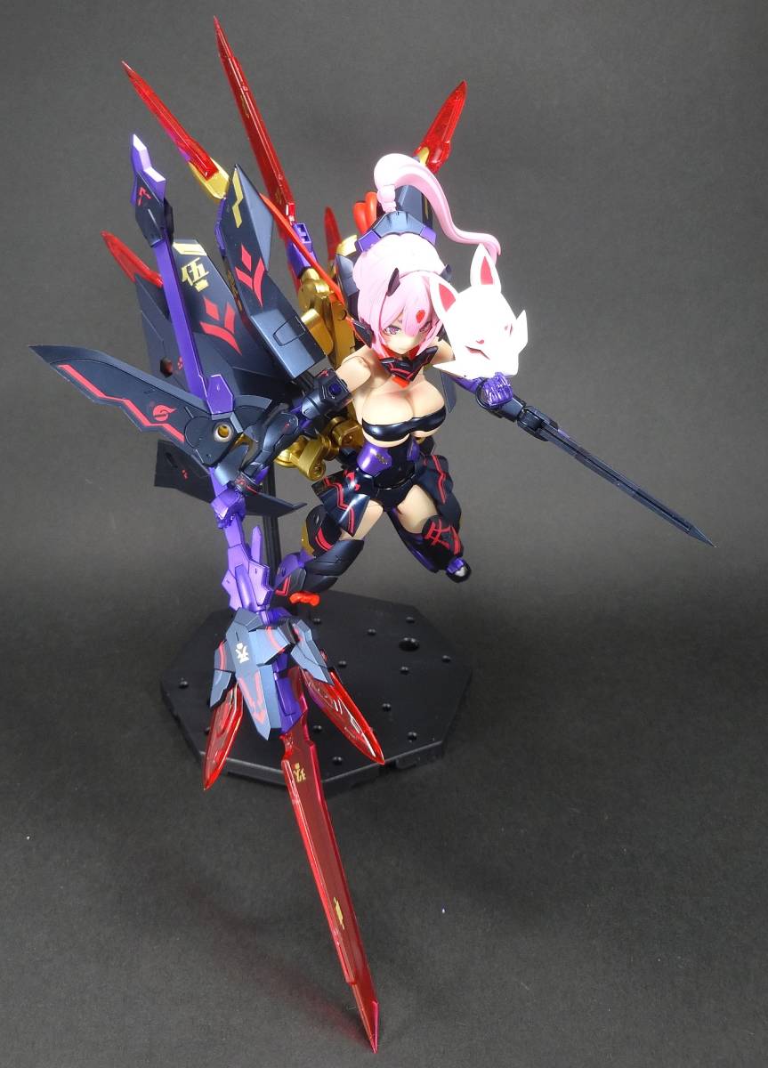 コトブキヤ メガミデバイス 朱羅 九尾 塗装済完成品 （フレーム