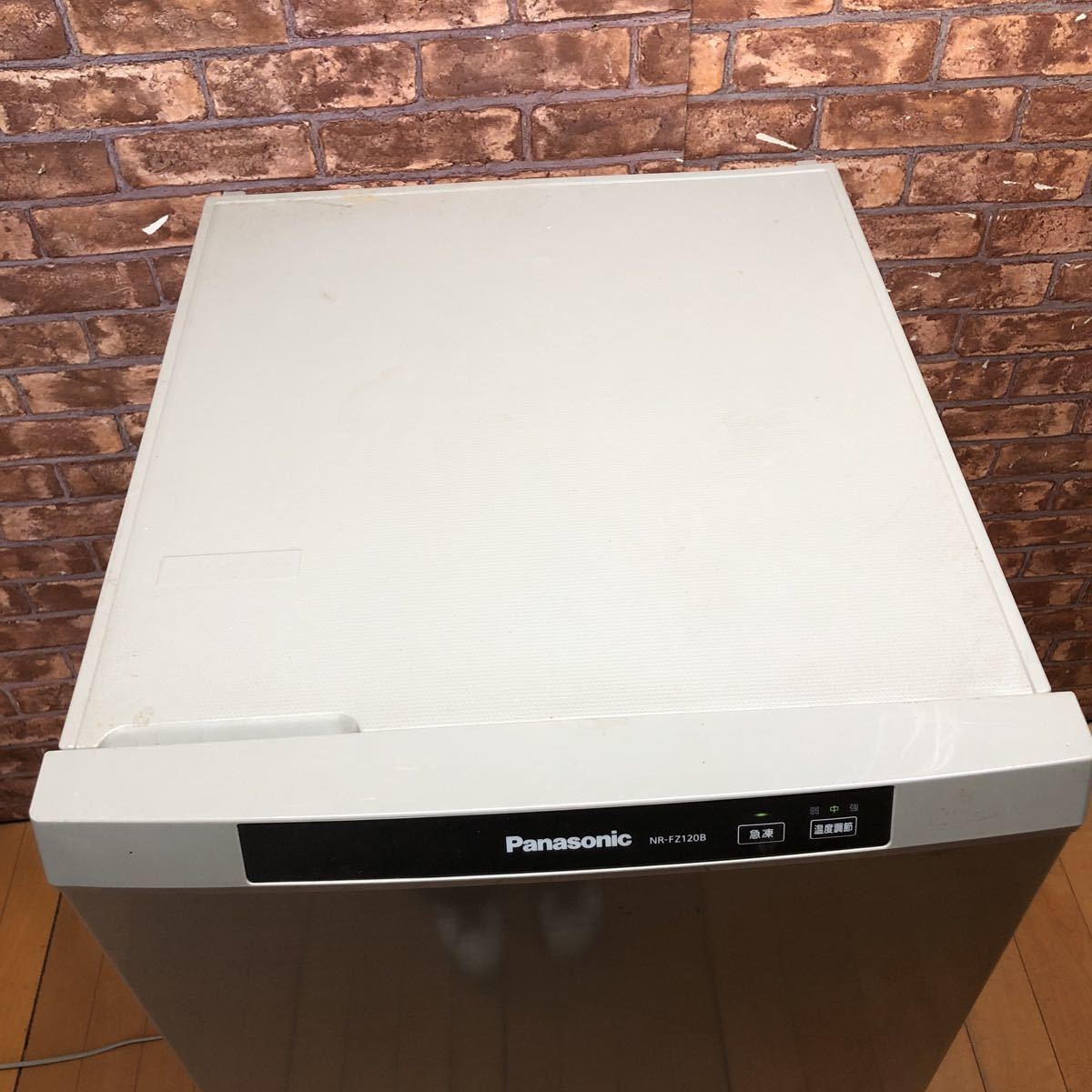 Panasonic NR-FZ120B 冷凍庫 121L シャイニーシルバー 2016年製