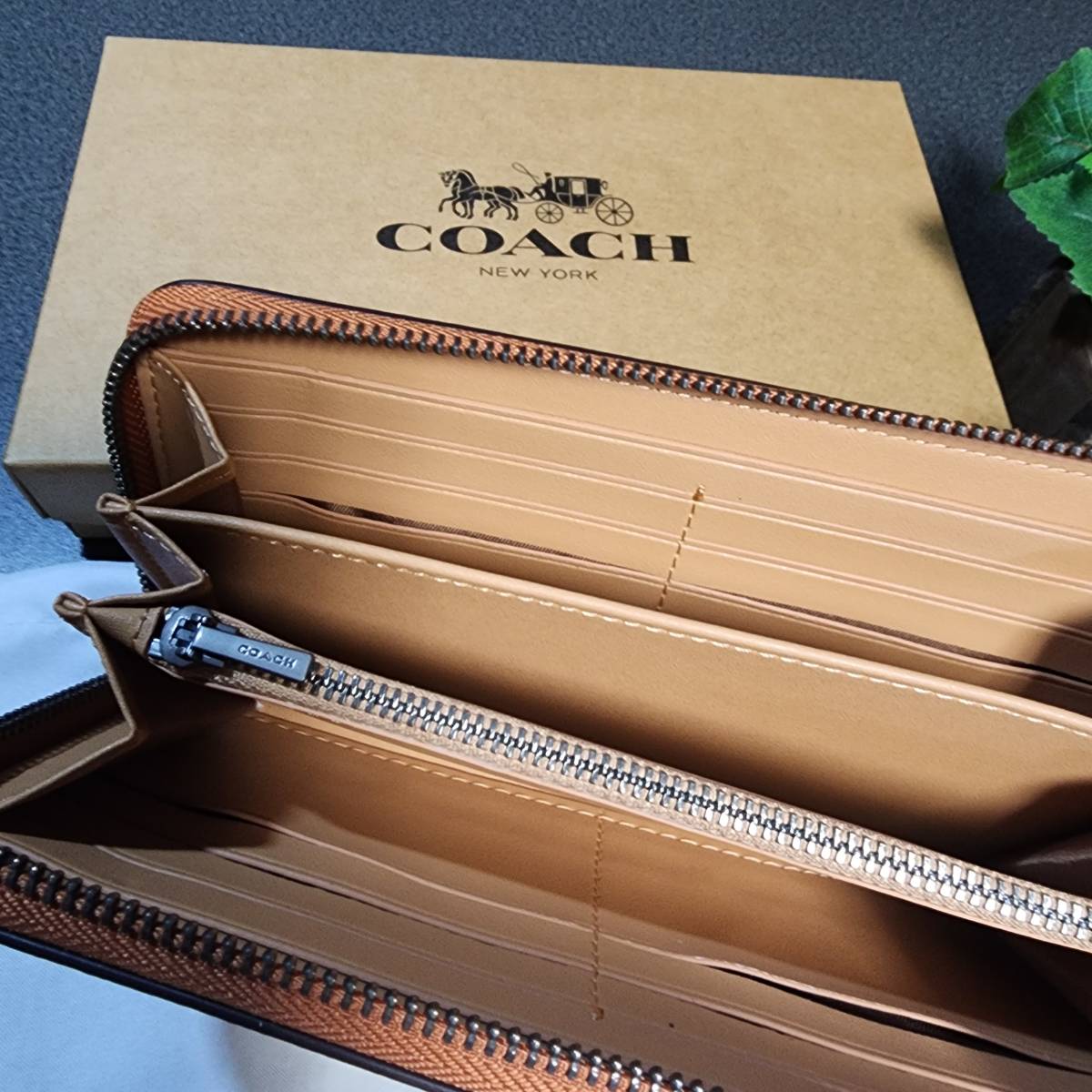 新品・未使用】COACH/コーチ 長財布 C3548 ジンジャー ホース アンド 