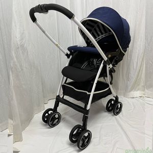 ベビーカー 中古美品 Aprica 打ち付ける オプティアクッショングレイス