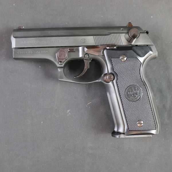 WESTERN ARMS SCW WA ベレッタ M8045 クーガーF カーボンブラックHW