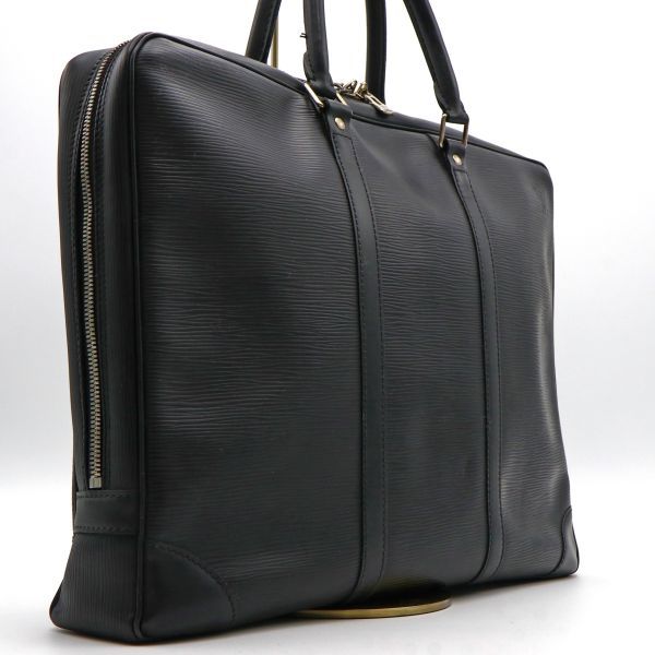 使用わずか 極美品】ルイヴィトン LOUIS VUITTON エピ ポルトドキュ 