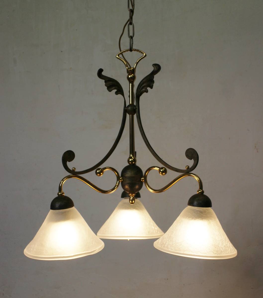 イタリア製 ヤマギワ シャンデリア 3灯 ペンダント ランプ ライト 照明  