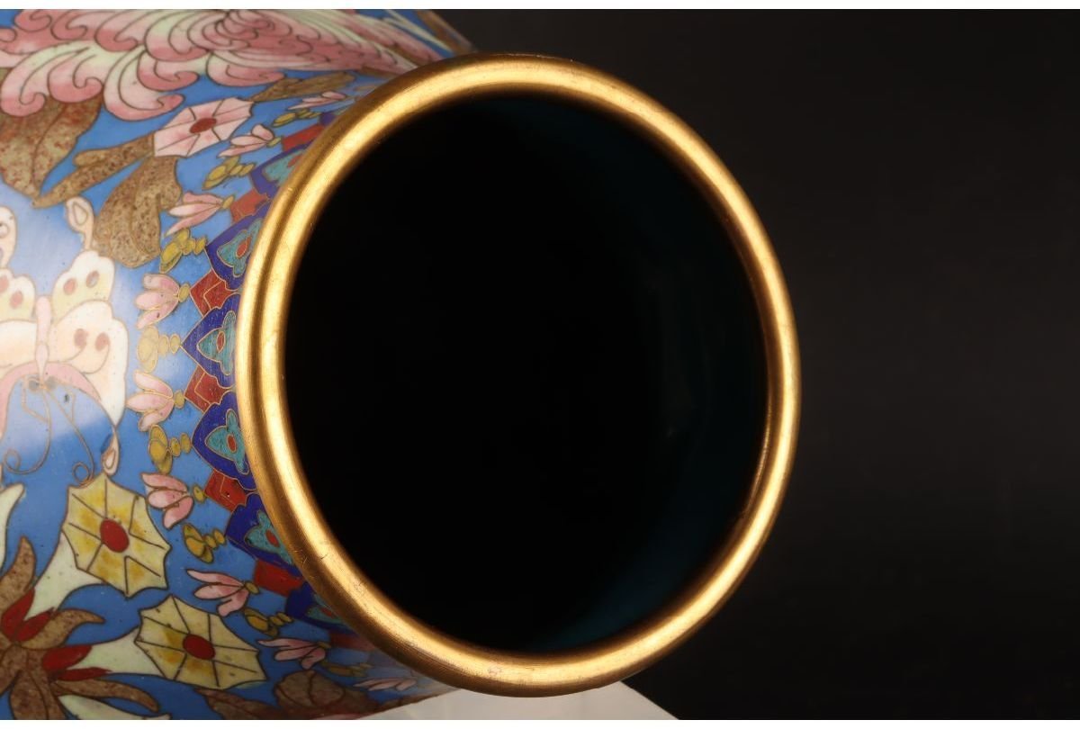 URA]七宝花蝶文花瓶/25cm・約1454g/14-6-115 (検索)骨董/銅器/銅花瓶
