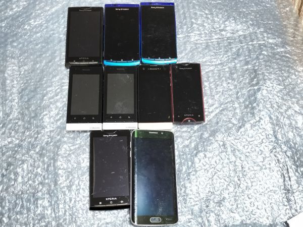 動作未確認 ジャンク スマホ 9台まとめ出品 docomo P-01D/SC-04G/SO