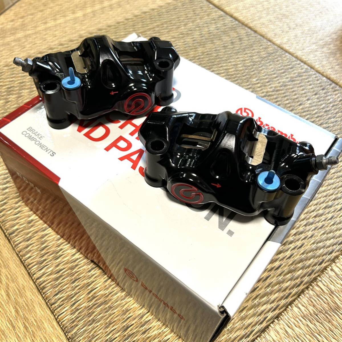 ②ブレンボ 484 CNC ラジアルキャリパー 108mmピッチ Z900RS等に