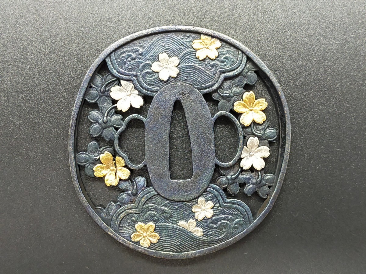 Q6842 刀鍔 銅地 絵金銀 日本刀装具 刀剣美術 鍔 つば 鐔 刀鐔 刀の鍔