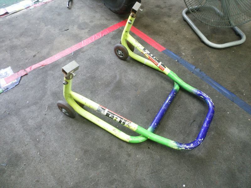 確認 J-トリップ リヤメンテナンススタンドです 中古 CB YZF GSX ZX 忍者