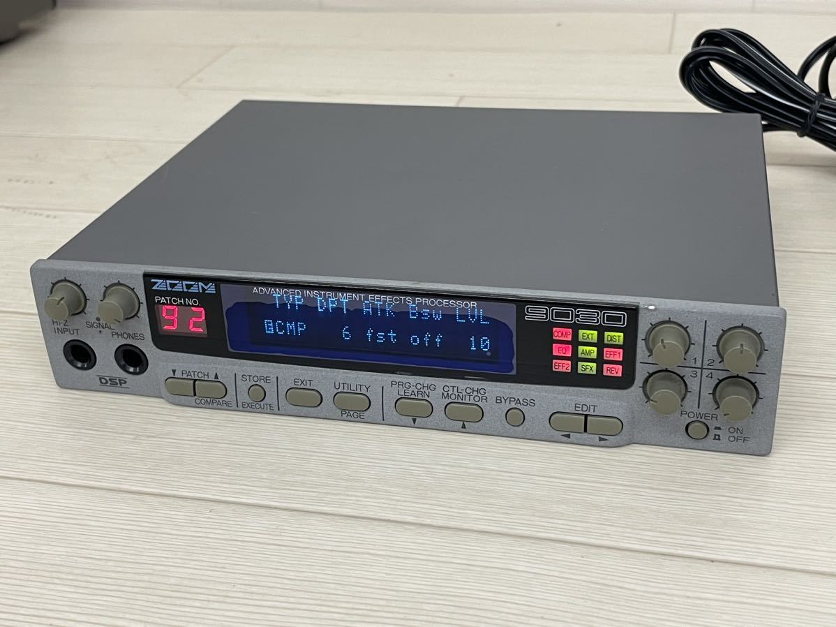 ML6977]動作品！【ZOOM】9030 マルチエフェクター 【公式通販】