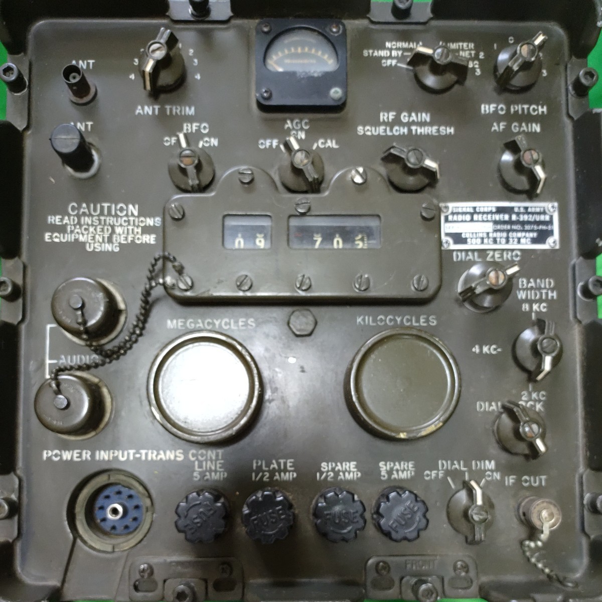 COLLINS コリンズ 米軍 軍用 無線機 受信機 R-392/URR 現状品(受信機)｜売買されたオークション情報、yahooの商品情報を ...
