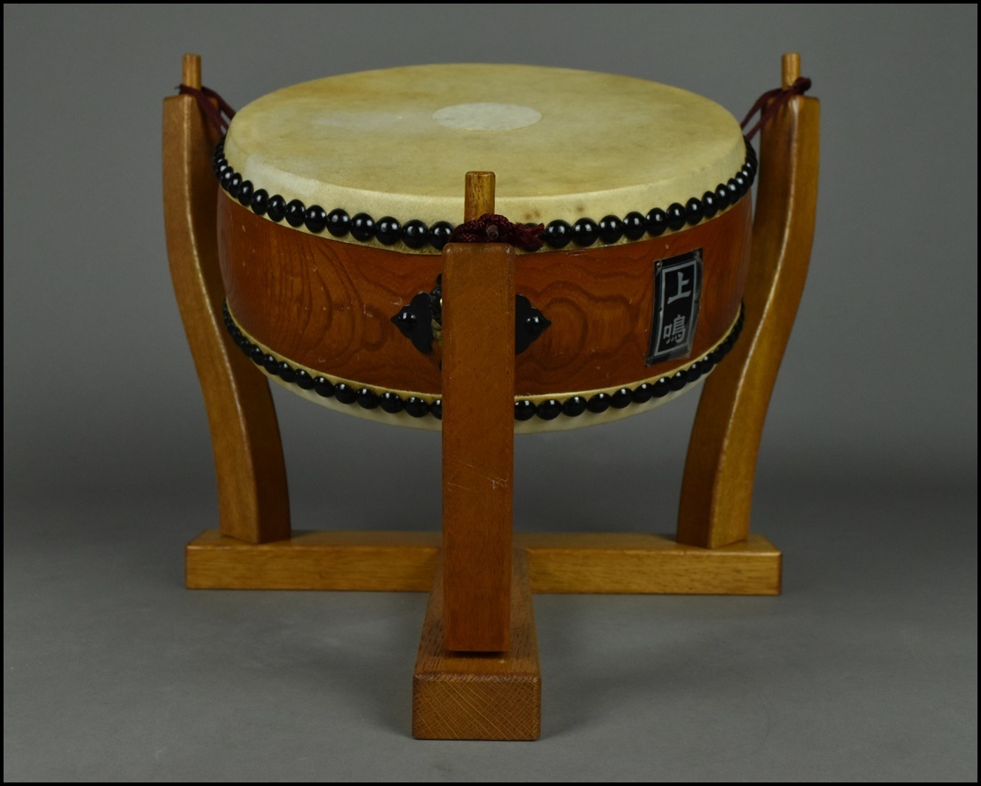 1尺3寸和太鼓くり抜き胴