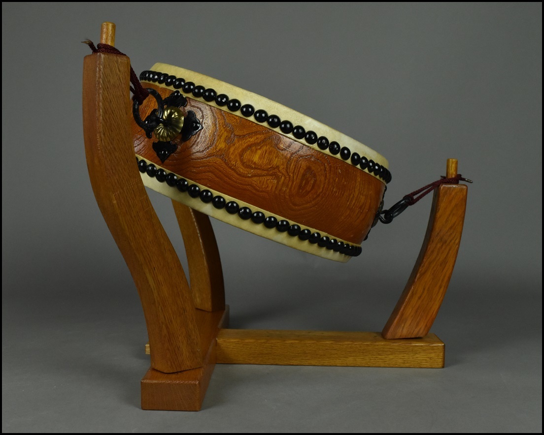 1尺3寸和太鼓くり抜き胴