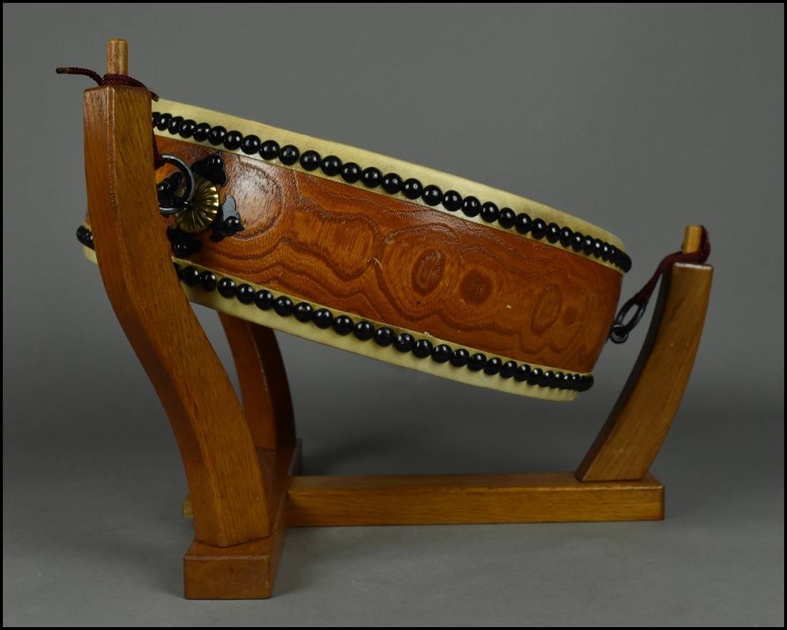 和太鼓　平胴太鼓　鳥居台付き　1.5尺 約45cm 中古良品 和太鼓 平胴太鼓 鳥居台付き 1.5尺 約45cm 中古良品