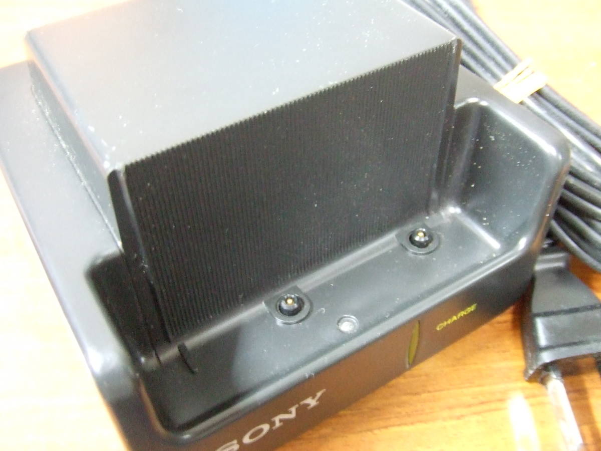 d309 希少！ソニー SONY WM-EX20専用 カセットウォークマン用 充電器