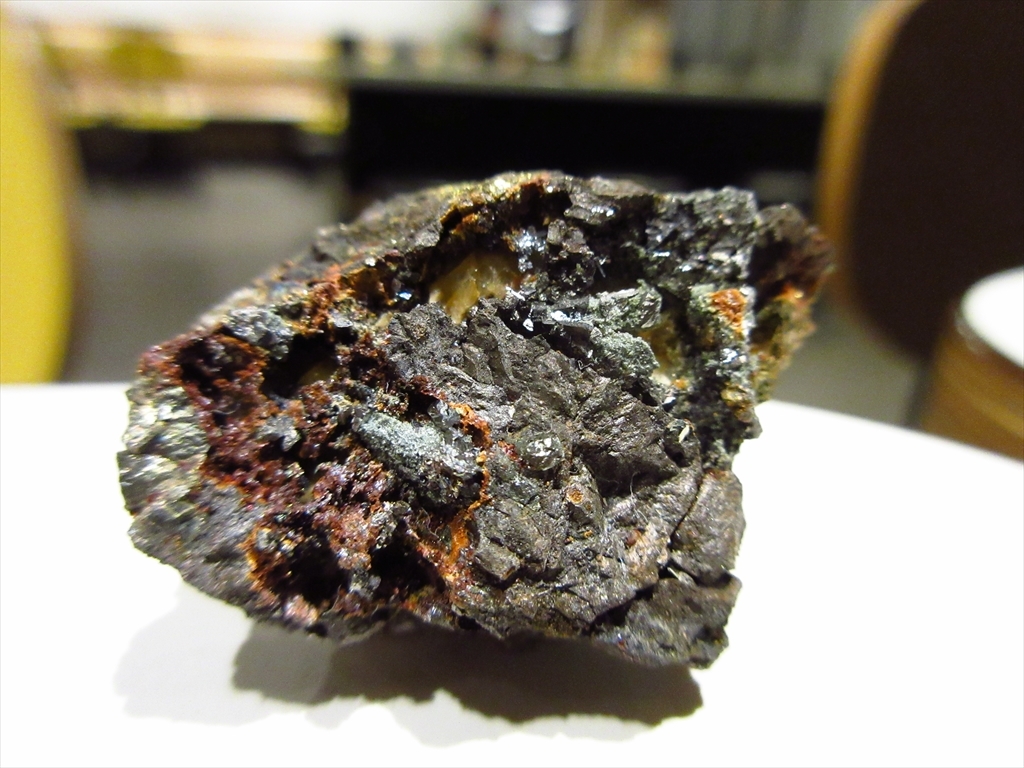 外国産鉱物標本　オーストリア産　グスタバイト(グスタフ鉱)