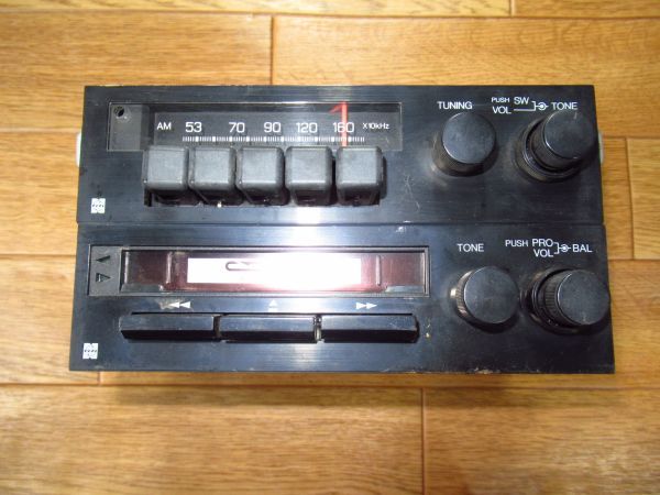 トヨタSA60カリーナ純正カセットデッキチューナーAMラジオ 86260-14220