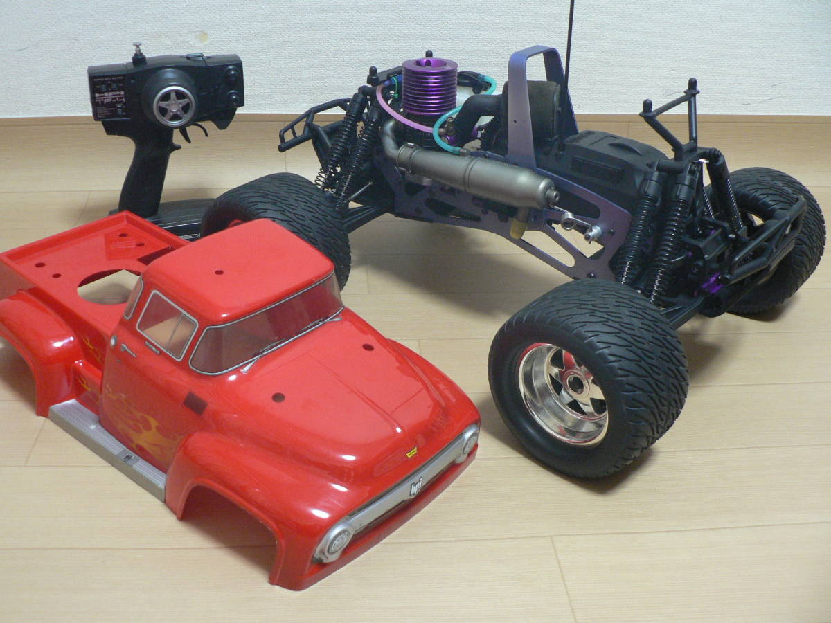 hpi1/8エンジンカー【サベージ-25】ナイトロスター25エンジン・サーボ